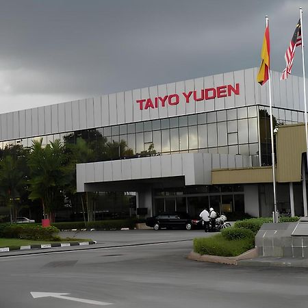 Natol Hotel Kuching Luaran gambar