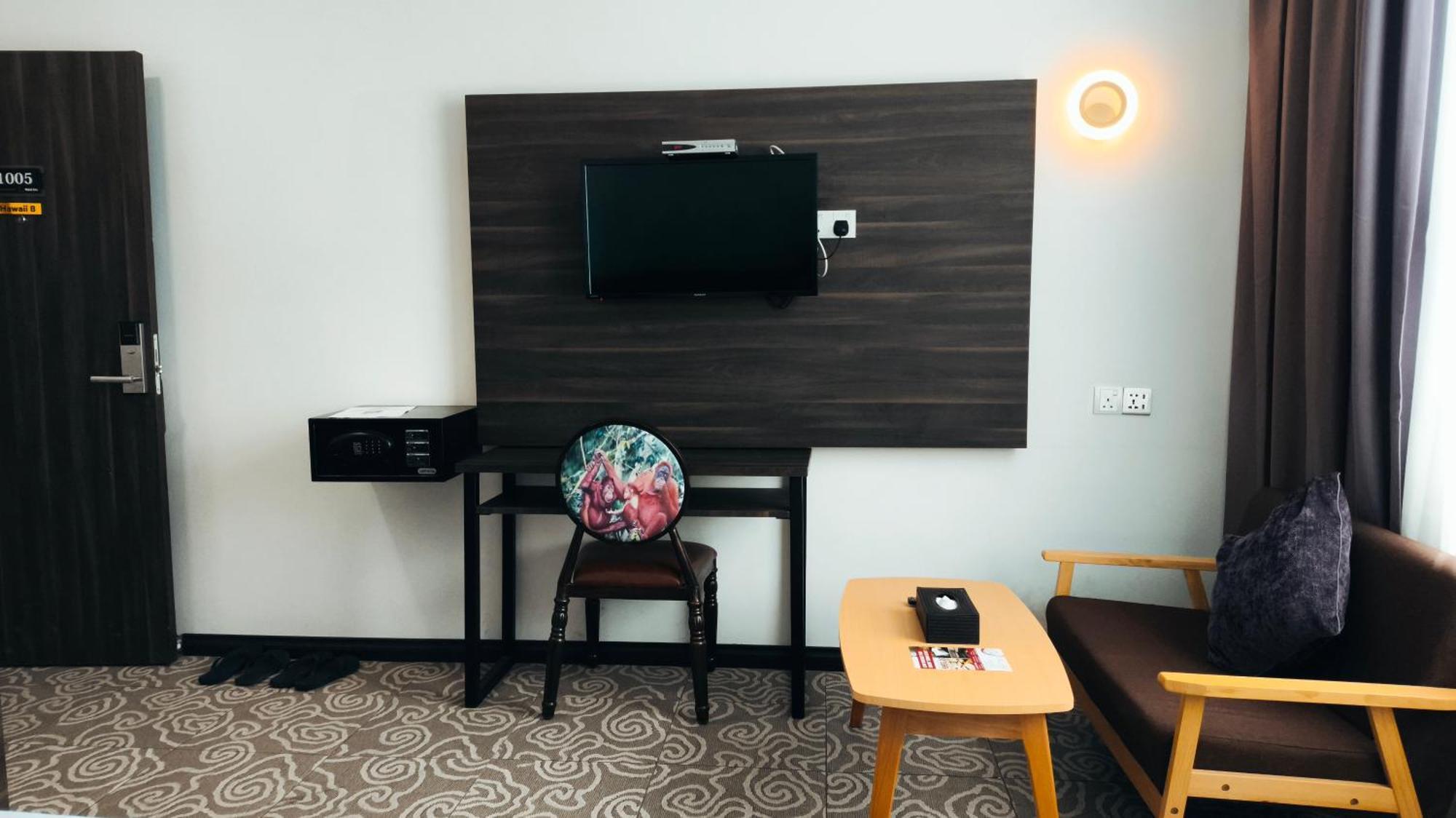 Natol Hotel Kuching Luaran gambar
