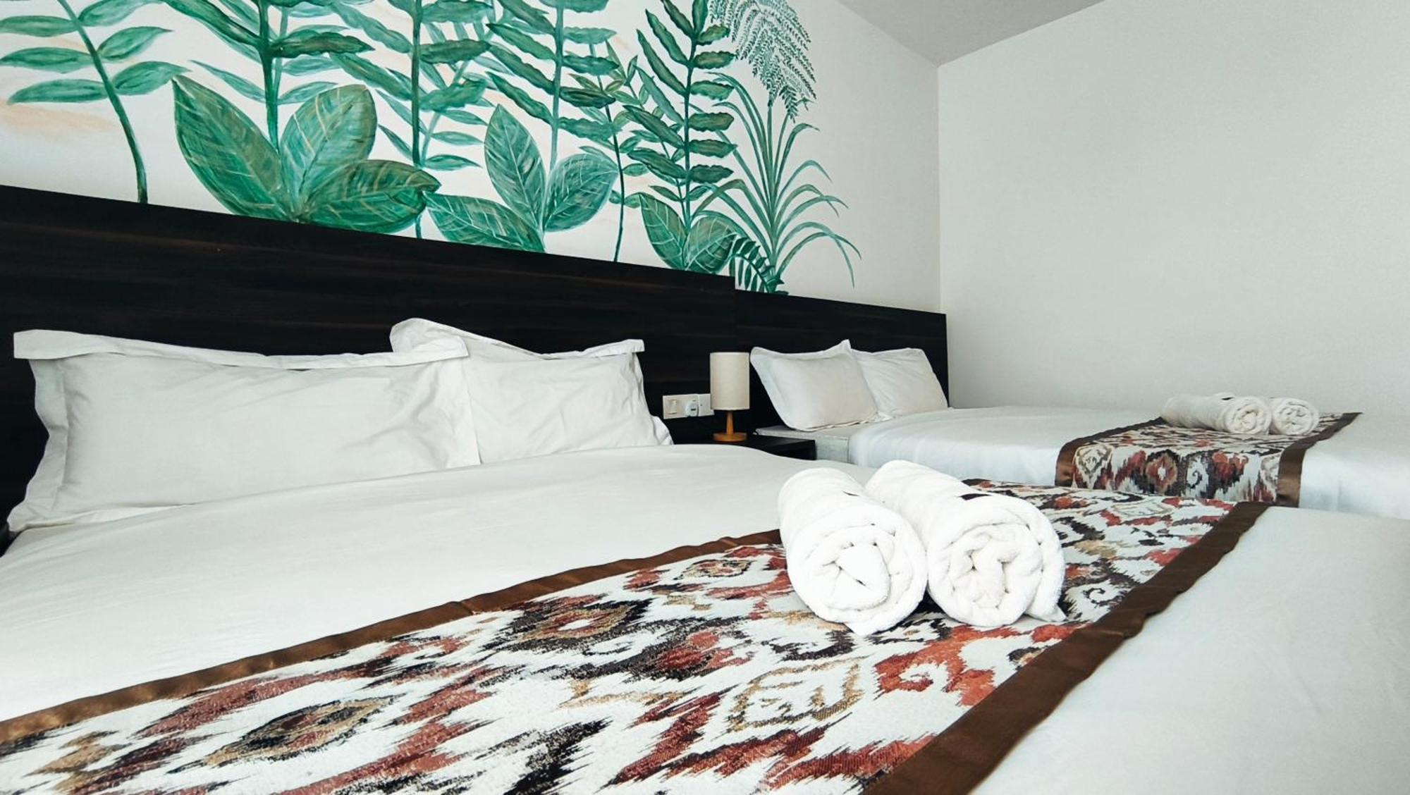 Natol Hotel Kuching Luaran gambar