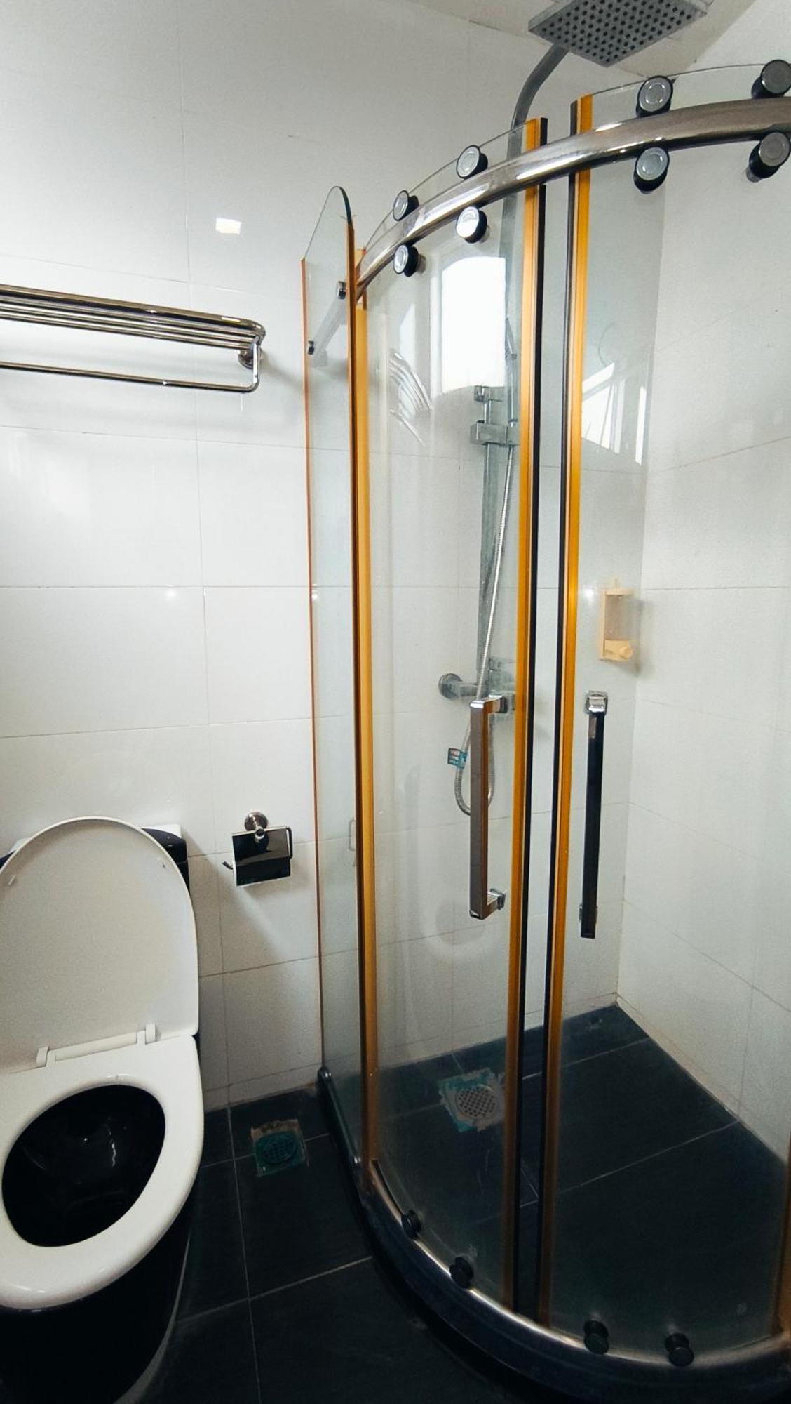 Natol Hotel Kuching Luaran gambar
