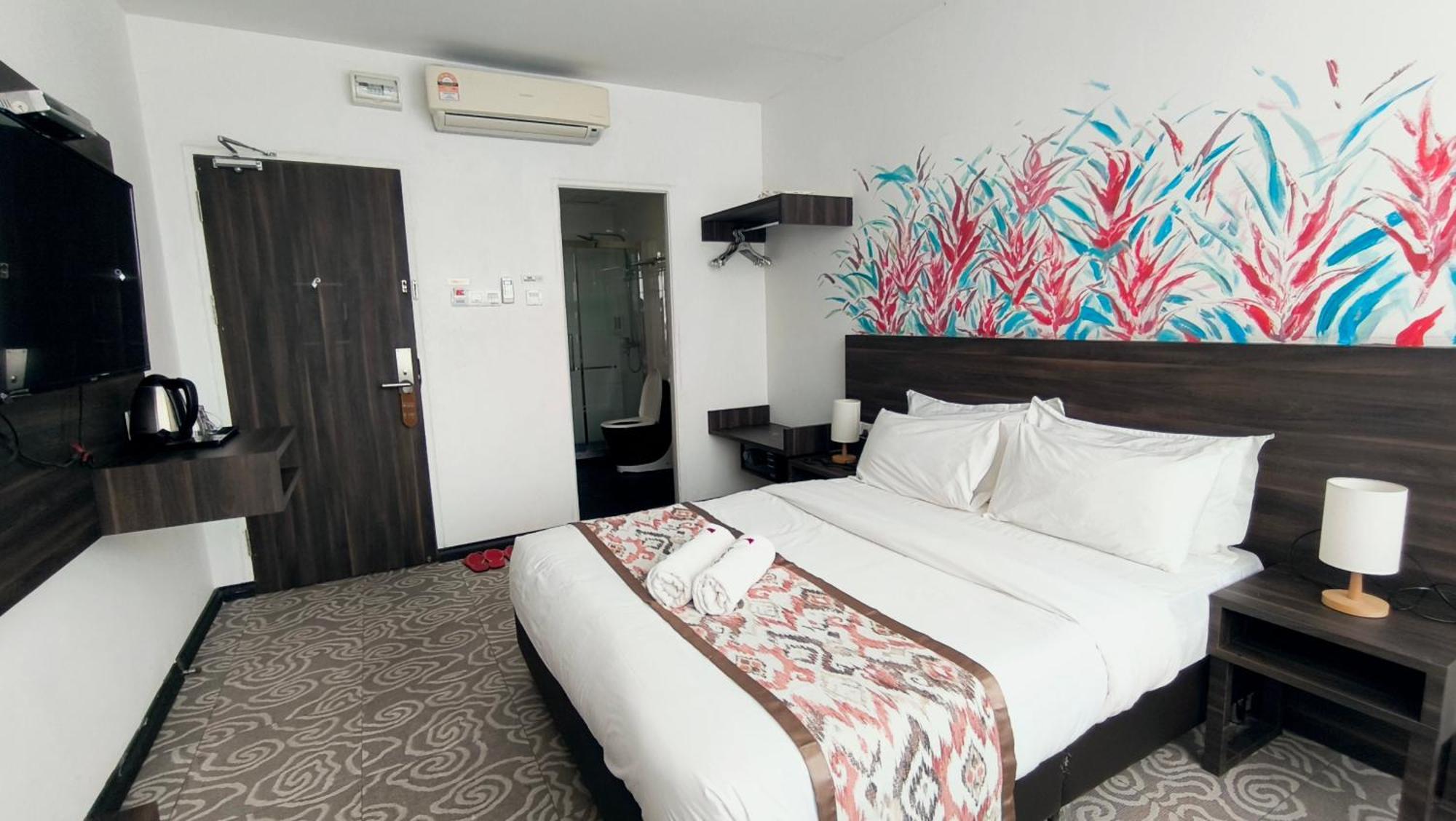 Natol Hotel Kuching Luaran gambar