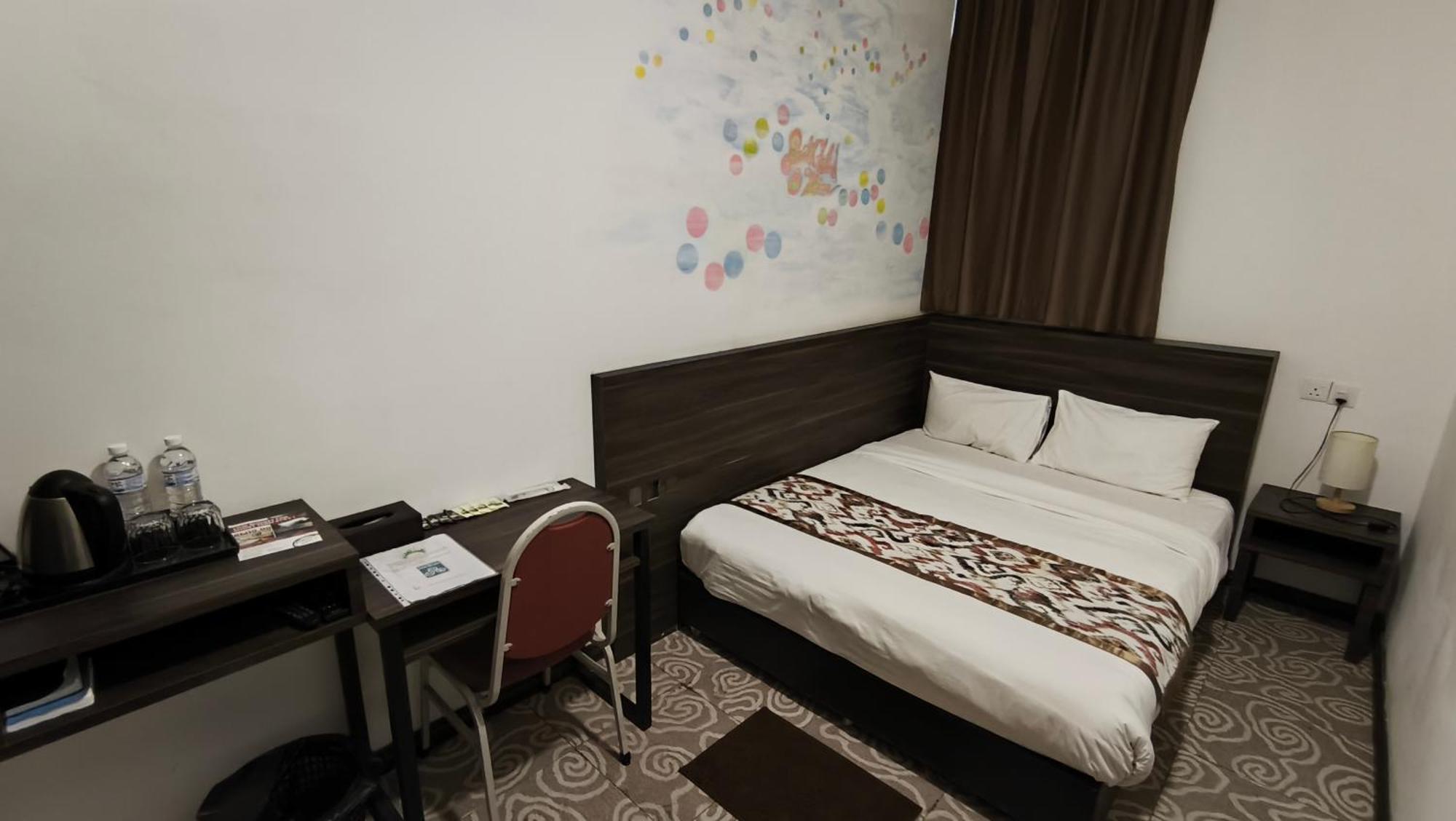 Natol Hotel Kuching Luaran gambar
