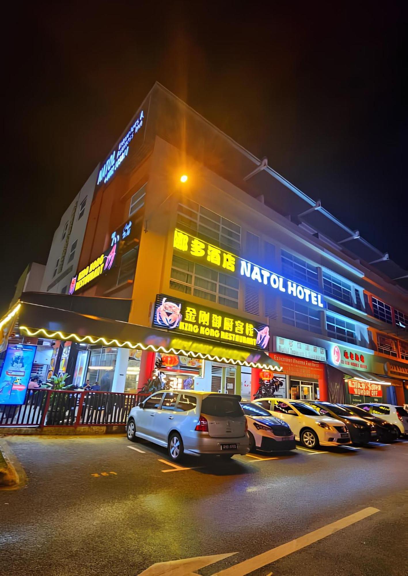 Natol Hotel Kuching Luaran gambar